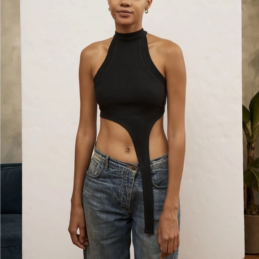 K.NGSLEY Black Ribbed Cutout Halter Crop Top